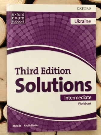 Solutions Intermediate Workbook and Audio Pack (UA) 3rd edition